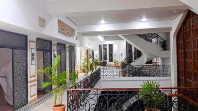 Art Gallery Lobbies